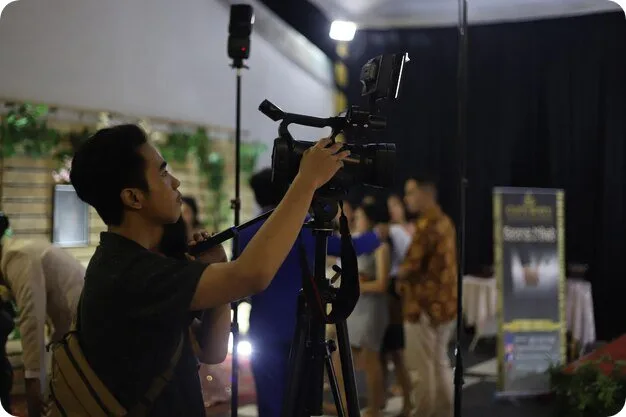 Quels sont les tarifs pour le tournage, l'enregistrement et le montage vidéo des témoignages clients ? 3 spécificités tournage des témoignages clients