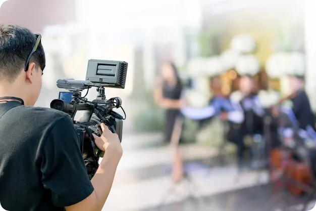 Quels sont les tarifs pour le tournage, l'enregistrement et le montage vidéo des témoignages clients ? 5 choisir Fabien DARDENNES pour tournage, d'enregistrement et de montage de témoignages clients