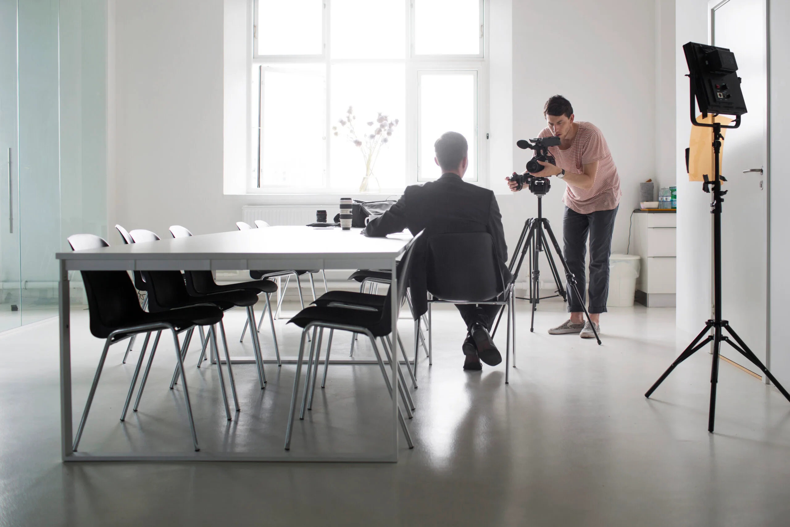 Comment faire une interview vidéo ? 4 témoignage client en vidéo